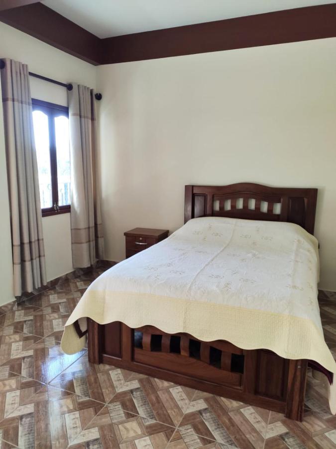 Hostal Dinosaurio Тороторо Экстерьер фото