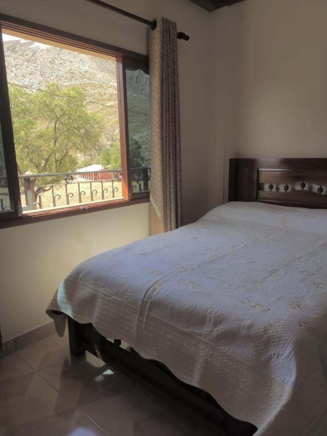 Hostal Dinosaurio Тороторо Экстерьер фото